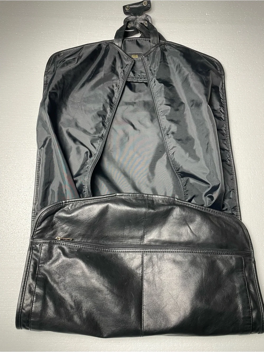 Black Leather Laptop Briefcase with Front Zip Pocket - Unbranded